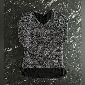 APT 9 Sequin Lined V-Neck Sweater Medium